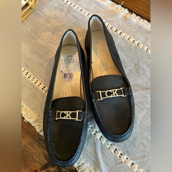 Calvin Klein CK Lacy Women's Black Loafers, size 8.5, NWOT, see photos, casual - Picture 1 of 4